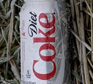 a can of diet coke