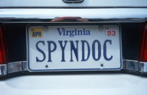 a car license plate that says spyndoc